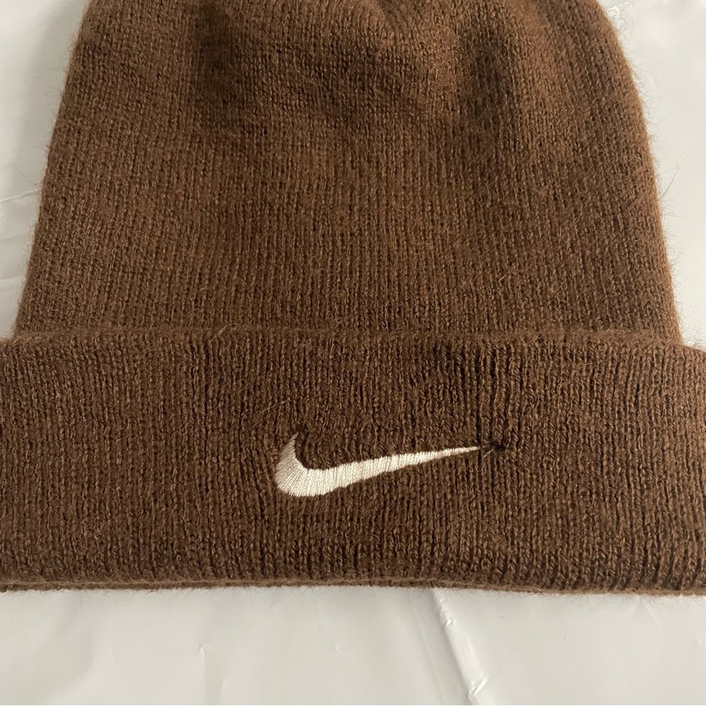 Vintage 90s Nike Brown Swoosh Cuffed Embroidered Beanie - Picture 2 of 4